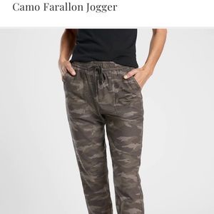 Athleta joggers